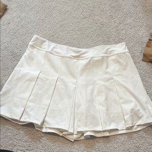NWOT Lilly Pulitzer White Athletic Skort
